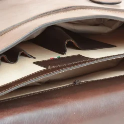 Ekskluzywna aktówka z licowej skóry cielęcej. "Toruń" BC