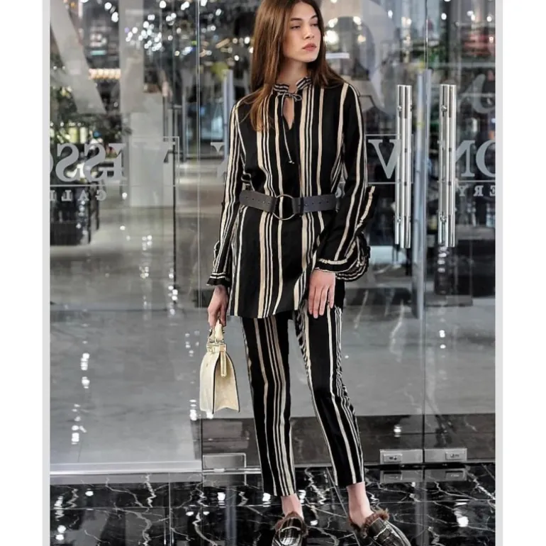 Ekskluzywna listonoszka skórzana "Miss Brunelleschi" K120/27/L