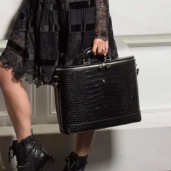 Ekskluzywna skórzana teczka na laptopa. " Raffaello" K116-17