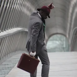 Elegancka skórzana aktówka na laptopa. "Raffaello" B116-17