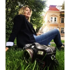 Listonoszka damska skórzana z zamknięcie metalowy zamek błyskawiczny. "Fotocamera"