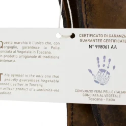 Listonoszka męska ze skóry garbowanej roślinnie i ręcznie gąbką. Brązowy