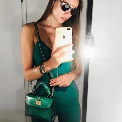 Mała elegancka torebka skórzana na rączce "Lucignano" R280/20