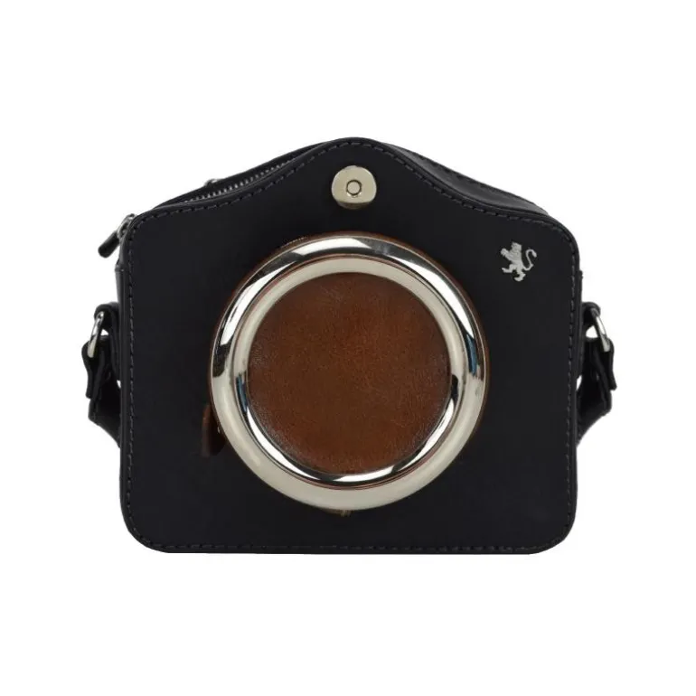 Mała listonoszka ze skóry wykonana na wzór aparatu fotograficznego. B444P