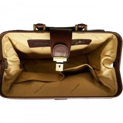 Skórzana torba lekarska z pocztówką