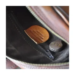 Skórzany damski plecak o zaokrąglonych liniach ​wyposażony "Sirmione"