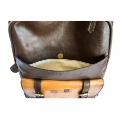 Skórzany plecak na laptopa 15" z pocztówką