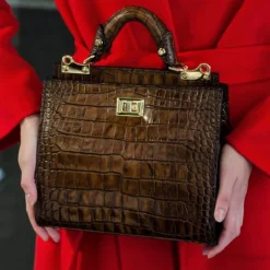 Zgrabna i praktyczna torebka damska skórzana. "Anna Maria Luisa de' Medici"